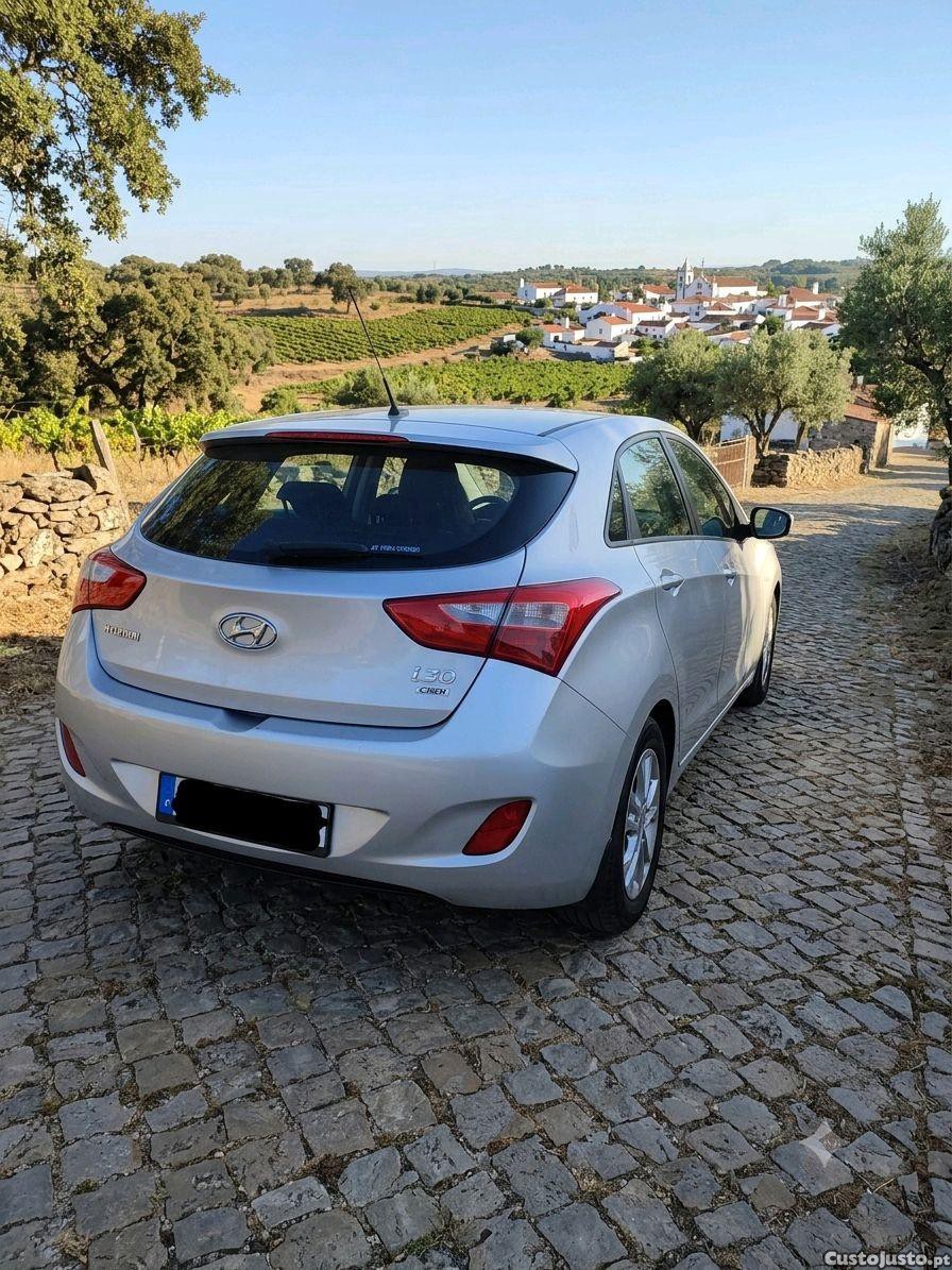 Hyundai i30 sw - 13 — photo 2