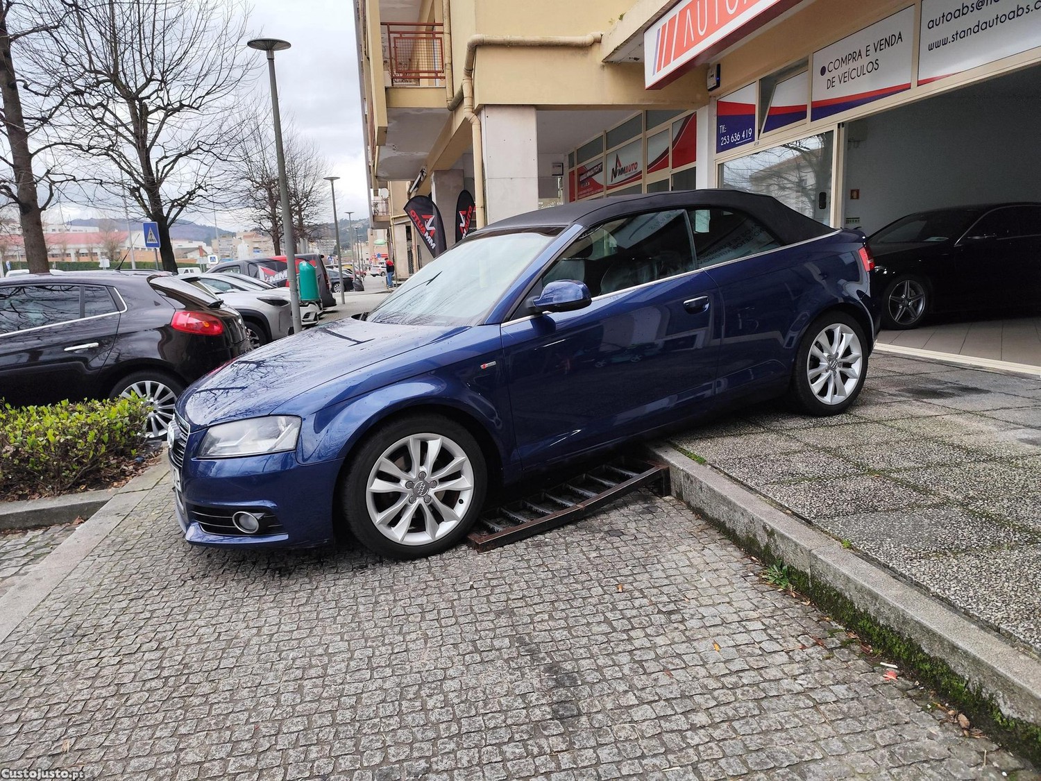 Audi A3 Cabrio 2.0 TDi DPF S Line Sport Pack - 11 foto 3