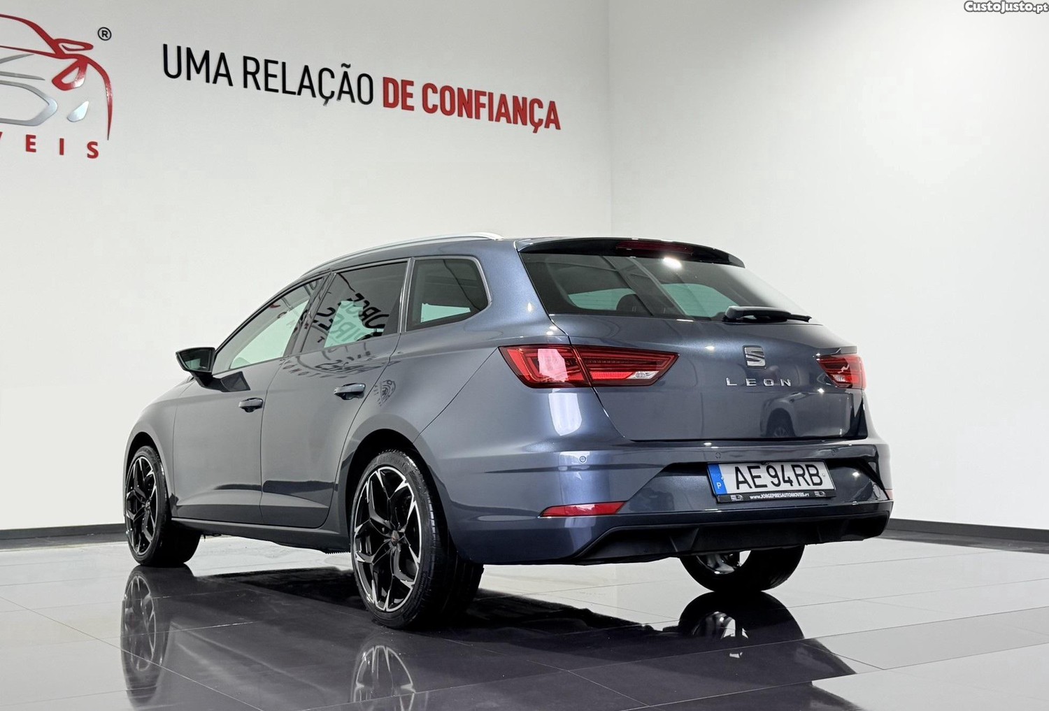 SEAT Leon ST 1.6 TDI STYLE 115CV - NACIONAL - 112180 KM — fotografia 24