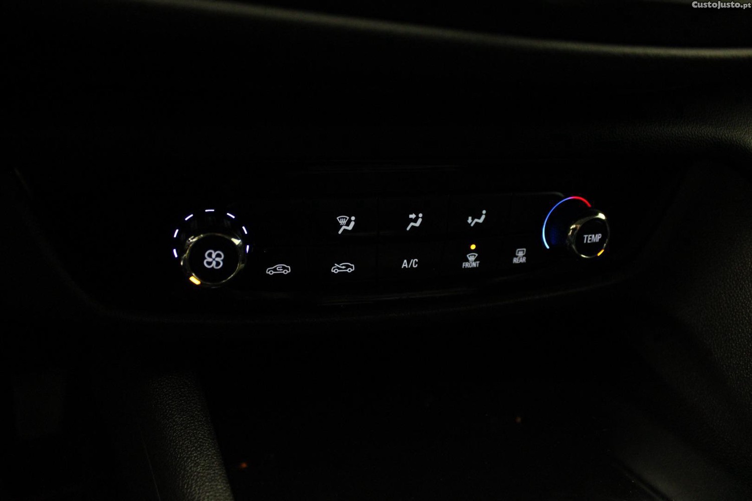 Opel Insignia GRAND SPORT 1.6 CDTI BUSINESS — fotografia 15