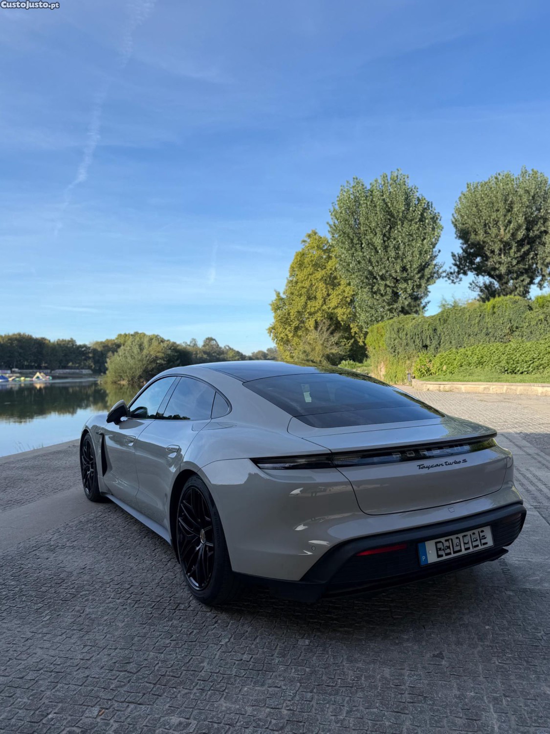 Porsche Taycan 4S com a bateria Performance Plus - 21 foto 3
