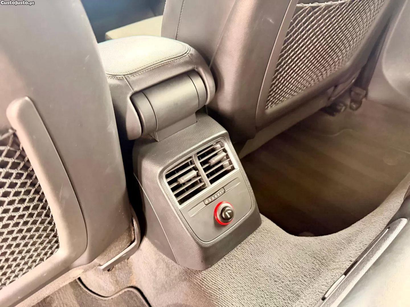 Audi A3 1.6 tdi s-line s tronic — fotografia 4