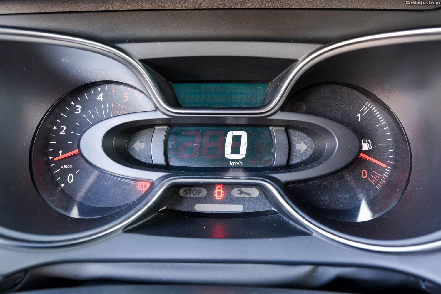 Renault Captur 0.9 TCE Sport — fotografia 10