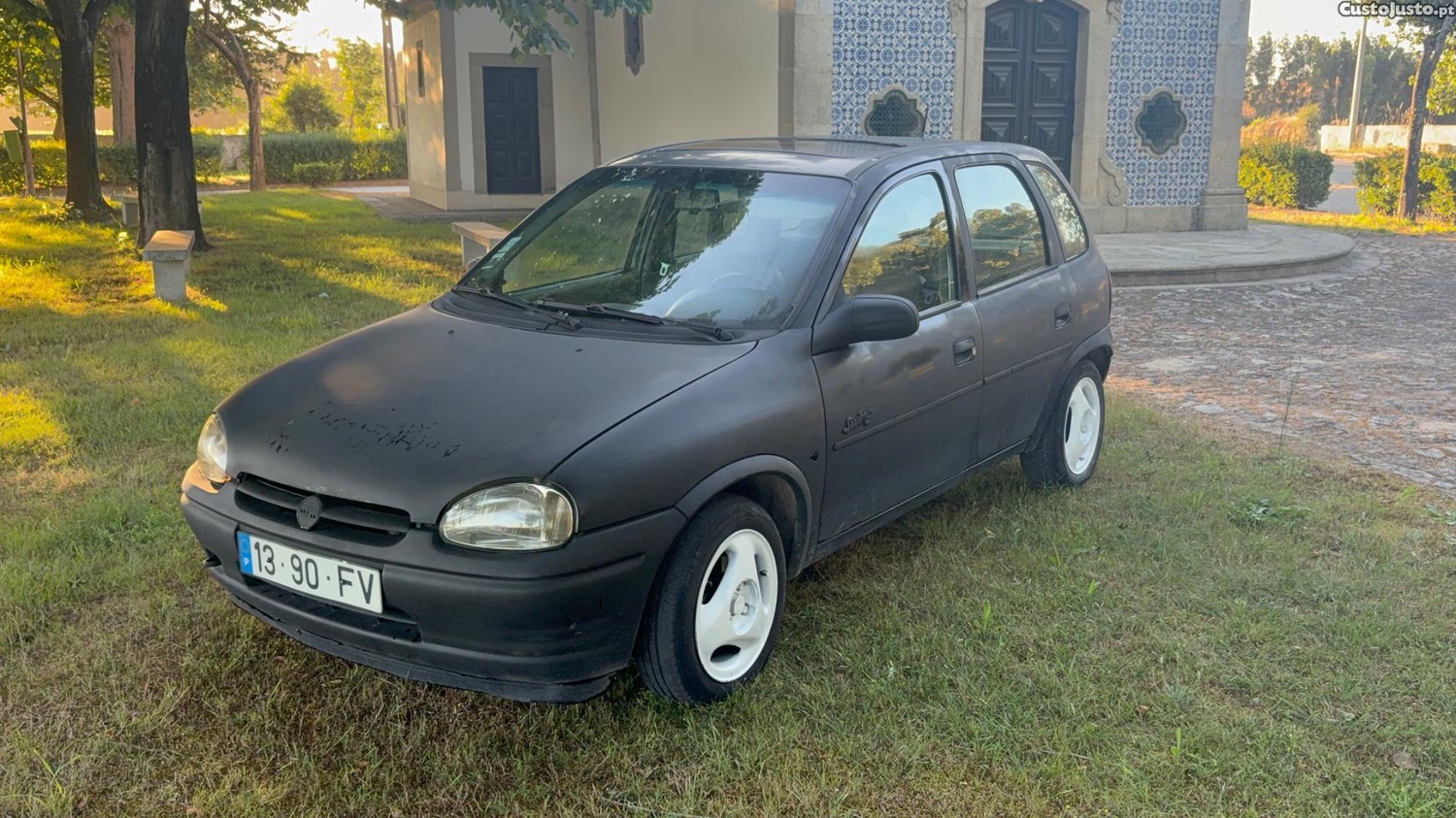 Opel Corsa 1.7 — fotografia 3