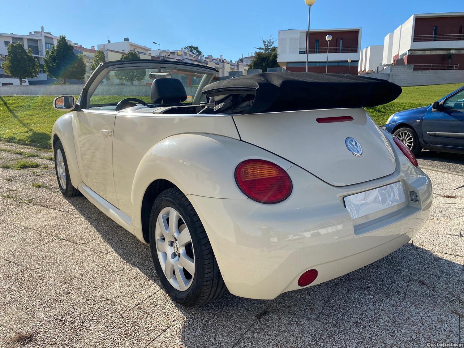 Volkswagen New Beetle Cabrio cabriole — fotografia 6