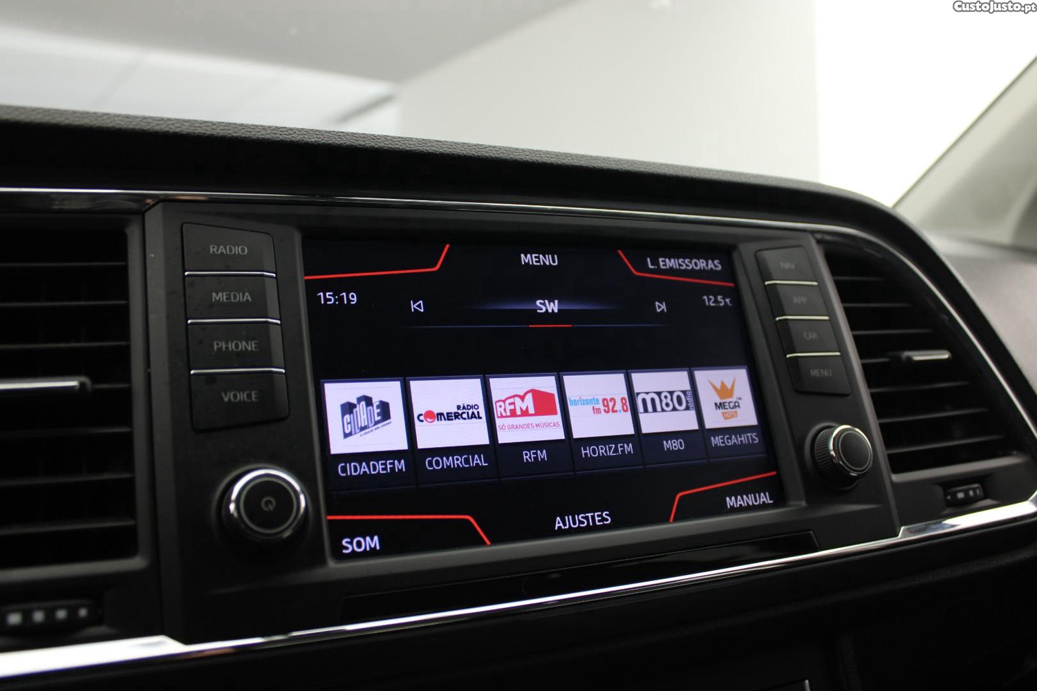 SEAT Ateca 1.6 TDI STYLE — fotografia 20