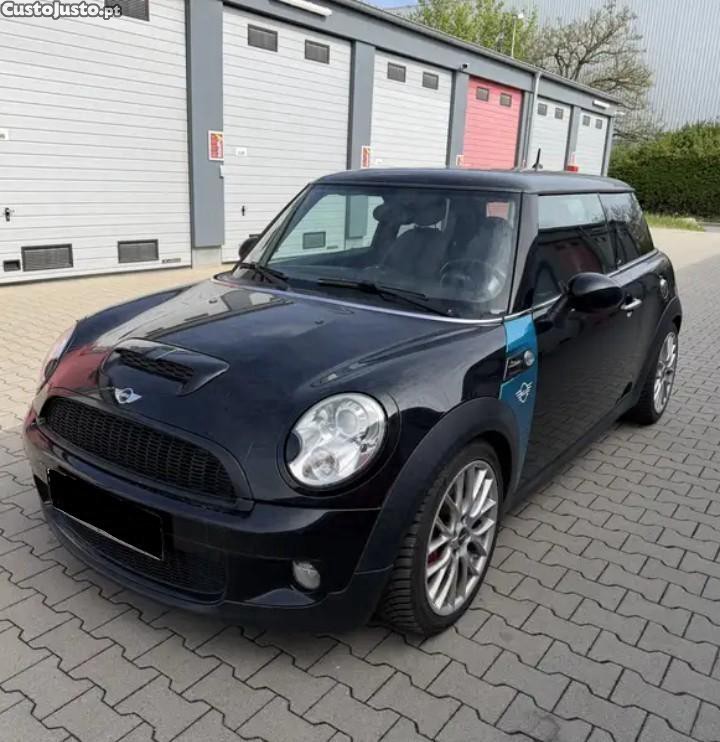 MINI John Cooper Works JCW 1.6 turbo 211cv - 09 — photo 4