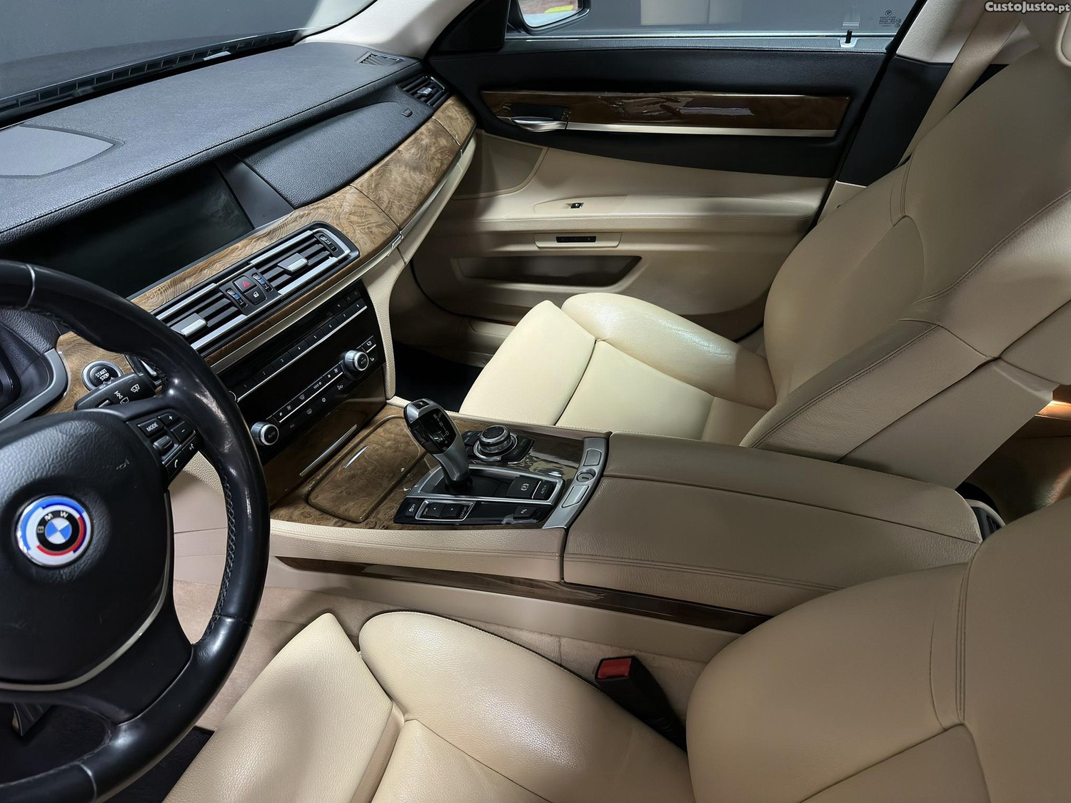 BMW 730 d 245 CV — fotografia 4