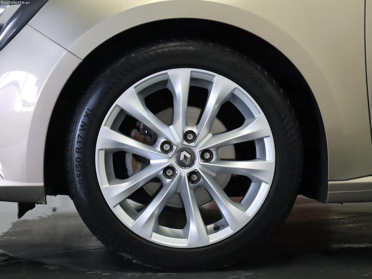 Renault Mégane Sport Tourer 1.2 TCE Intens - 18 — photo 5