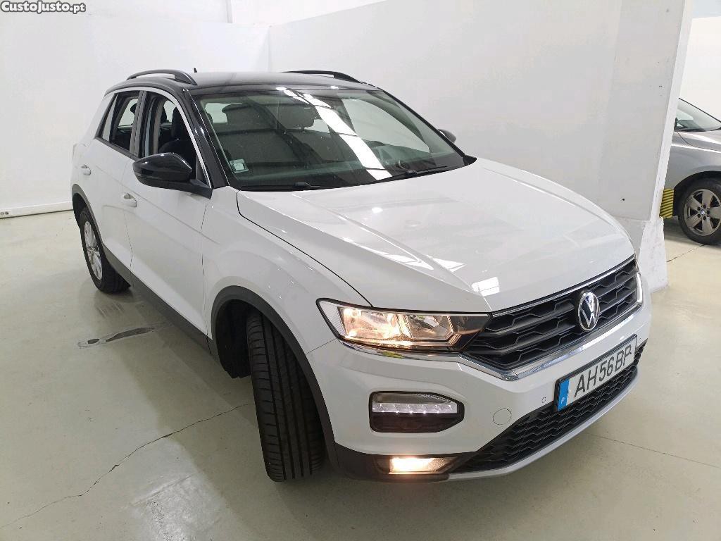 Volkswagen T-Roc 2.0 TDI Style 115cv — fotografia 28