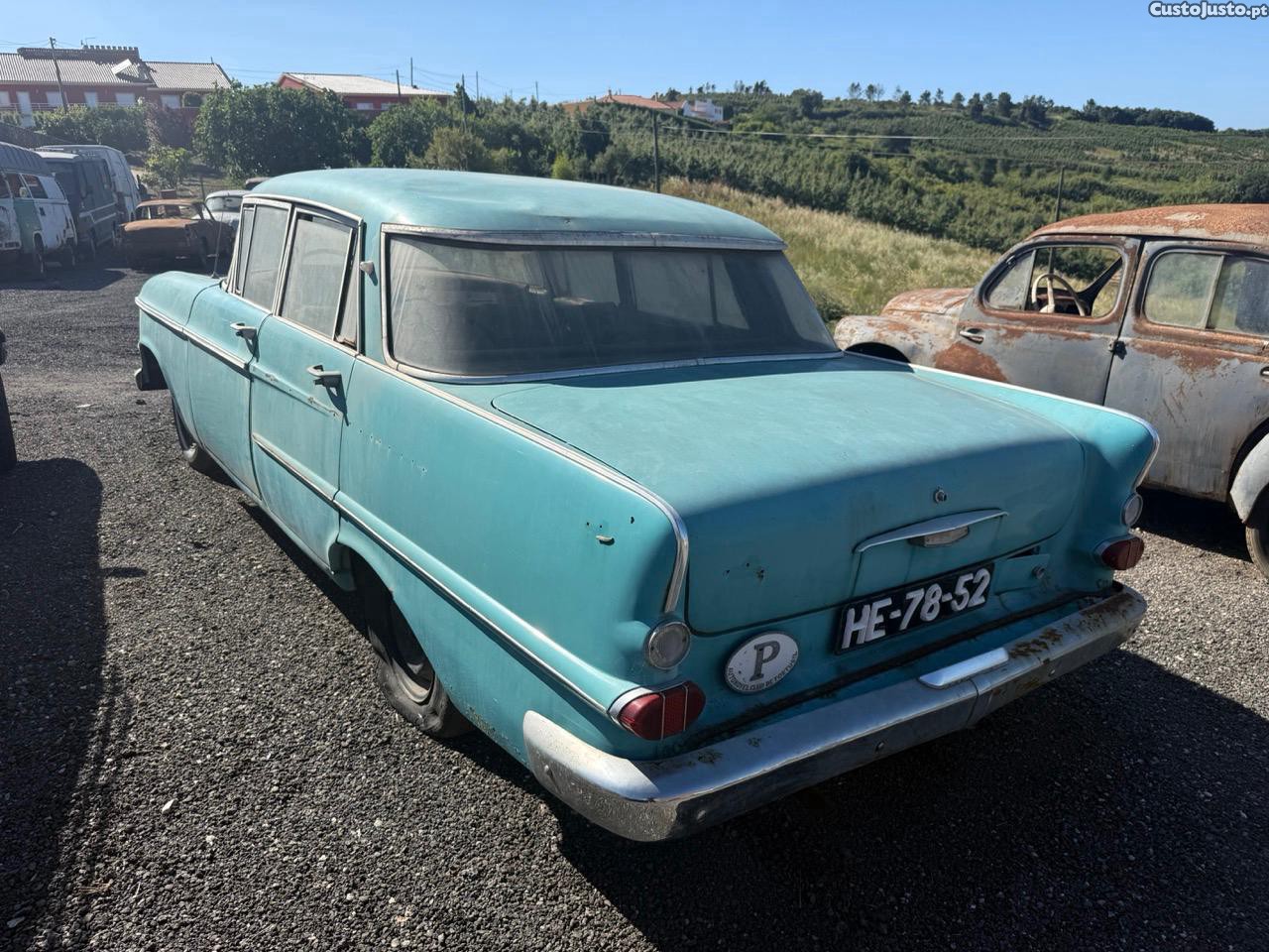 Opel Kapitan 1960 — fotografia 18