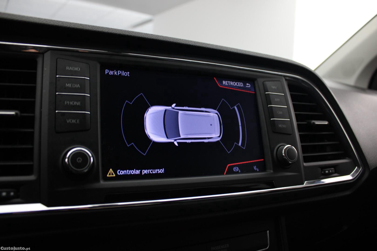 SEAT Ateca 1.6 TDI STYLE — fotografia 15