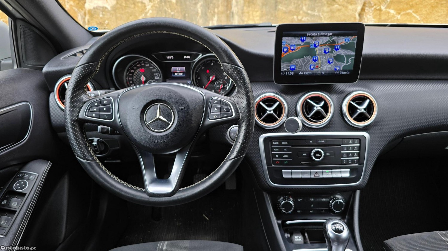 Mercedes-Benz A 180 d Urban — fotografia 18