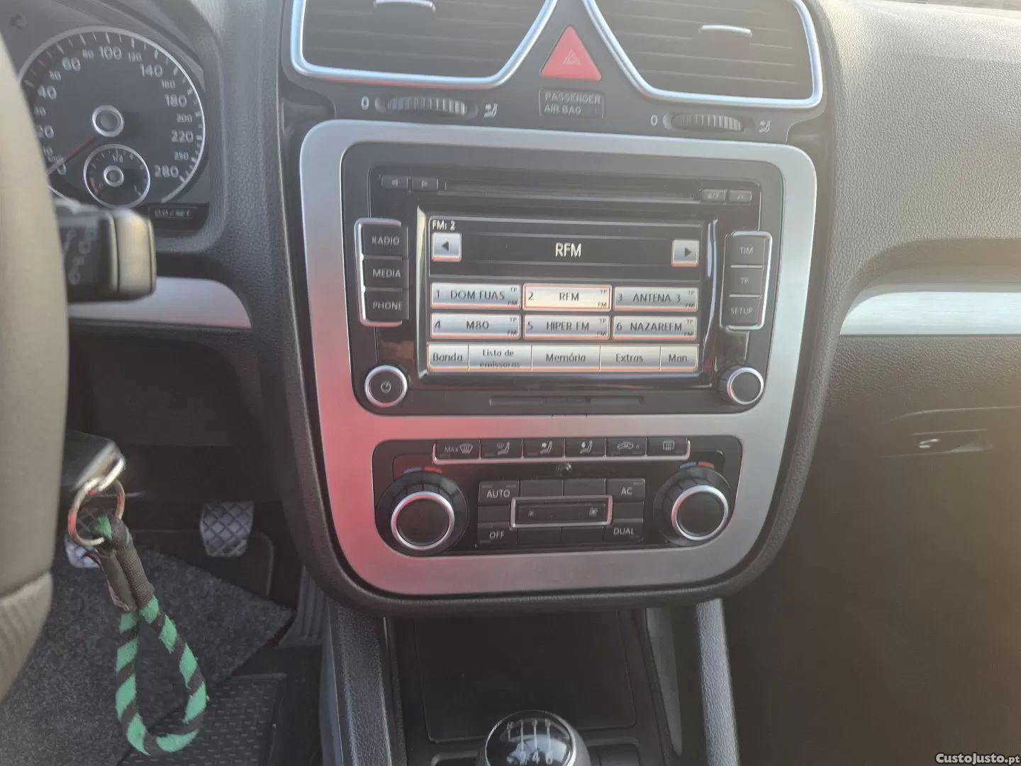 Volkswagen Scirocco 1.4 tsi sport — fotografia 11