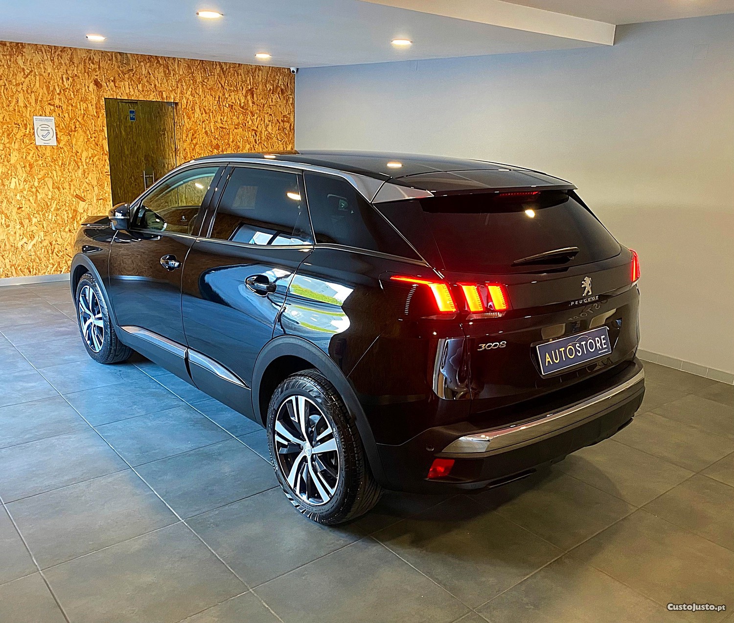 Peugeot 3008 Allure 1.5 BlueHDi 130cv — fotografia 7