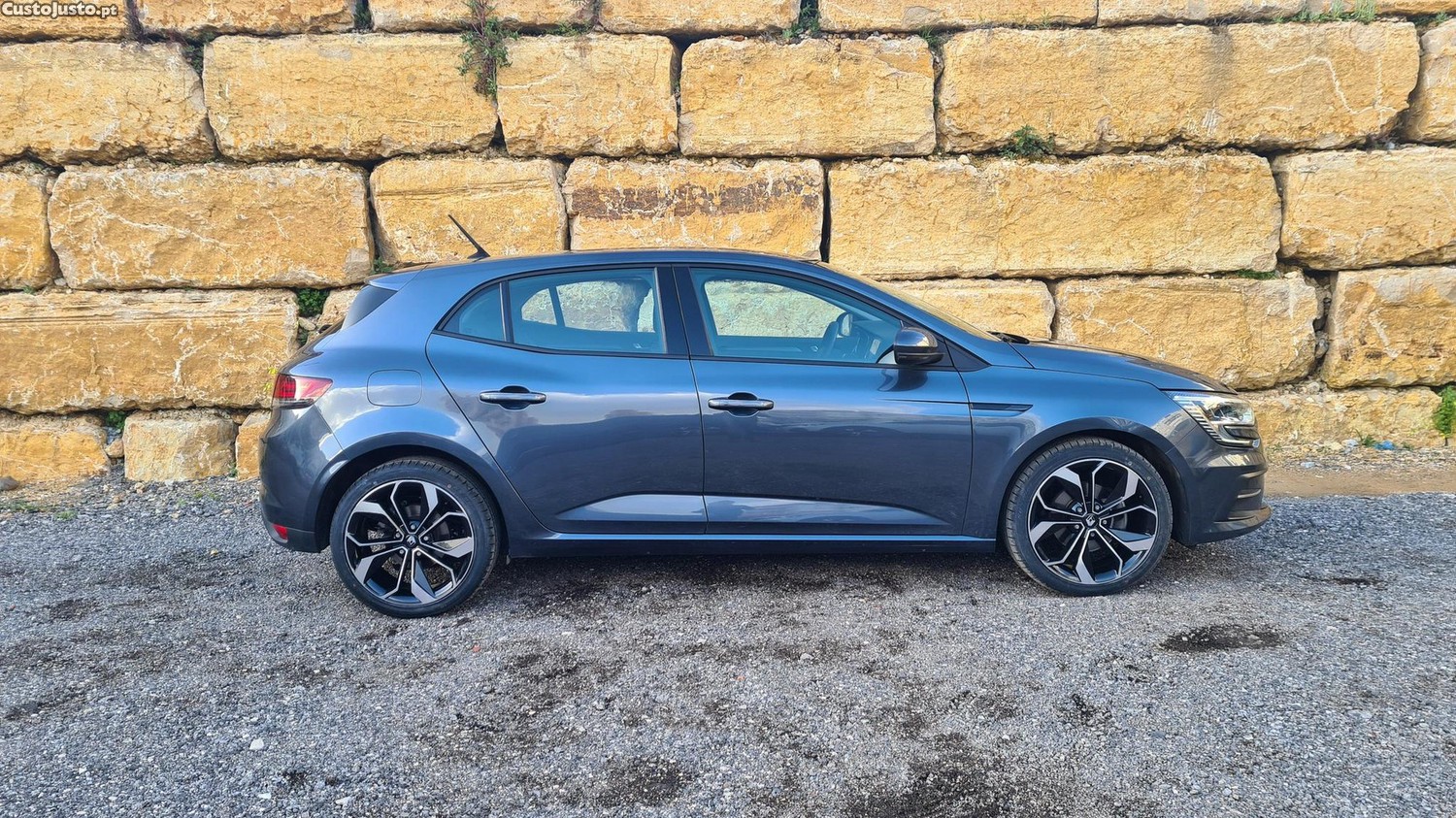 Renault Mégane 1.5 Blue dCi Intens EDC - 22 — photo 4