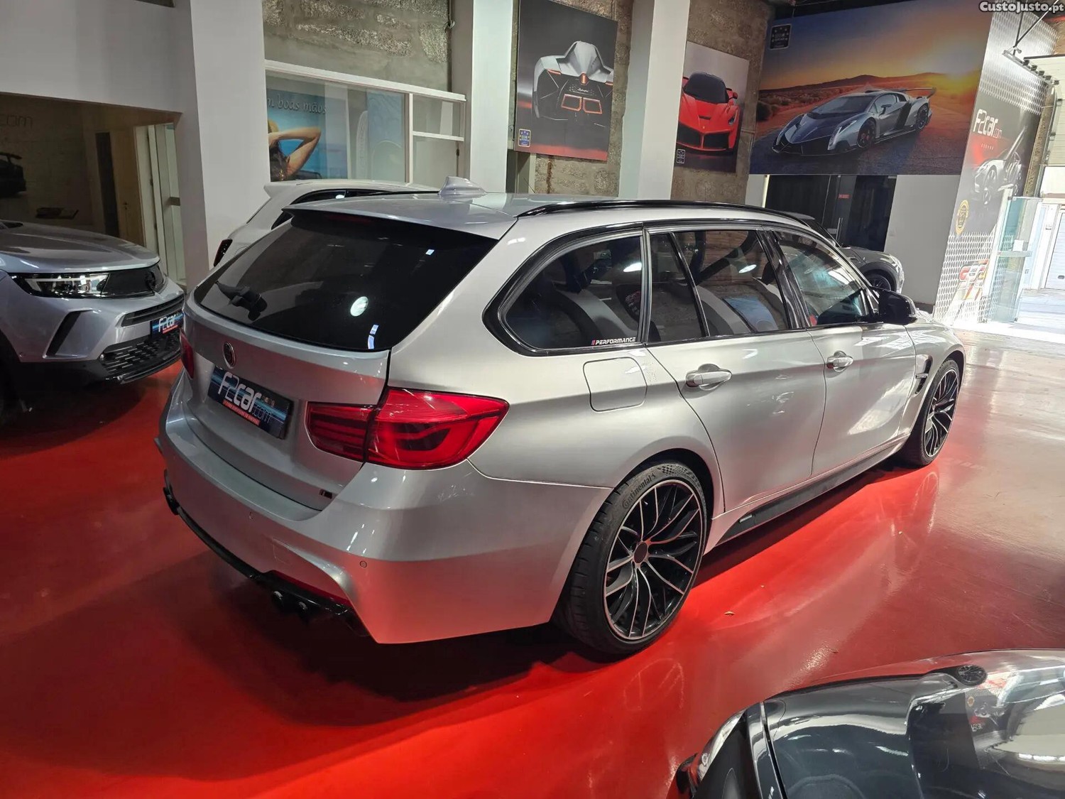 BMW 320 D auto PACK M PERFORMANCE — fotografia 21
