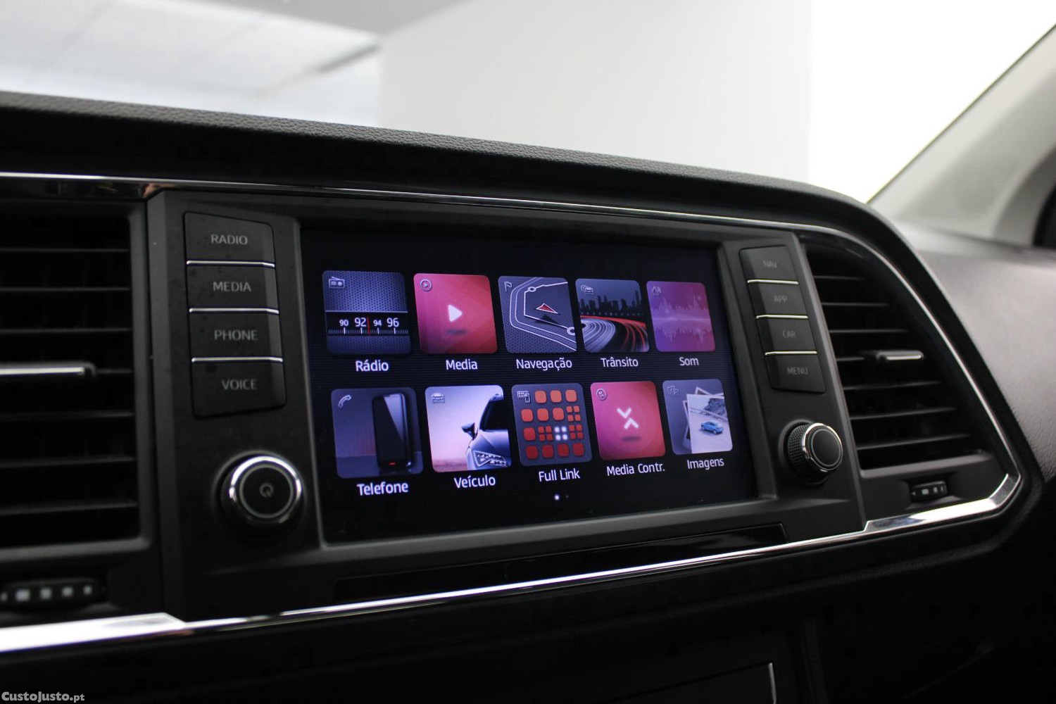 SEAT Ateca 1.6 TDI STYLE — fotografia 18