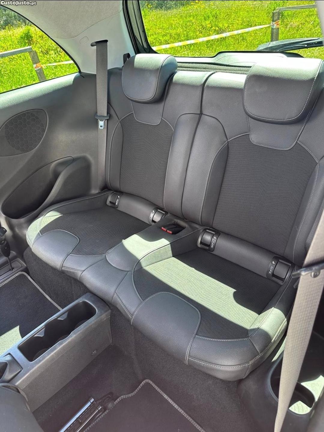 Opel Adam 1.0 — fotografia 4