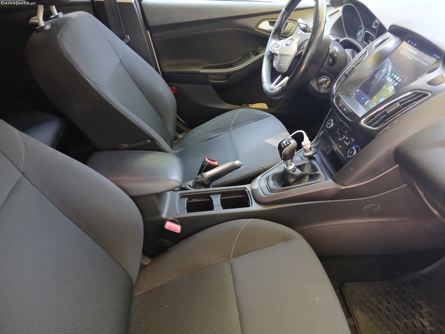 Ford Focus Sw — photo 2