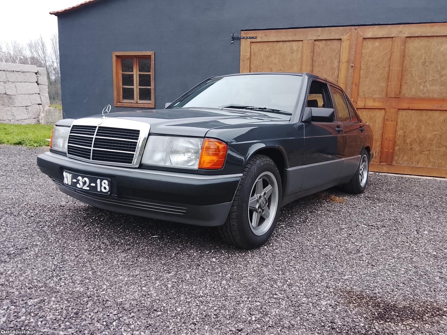 Mercedes-Benz 190 E - 92 foto 2