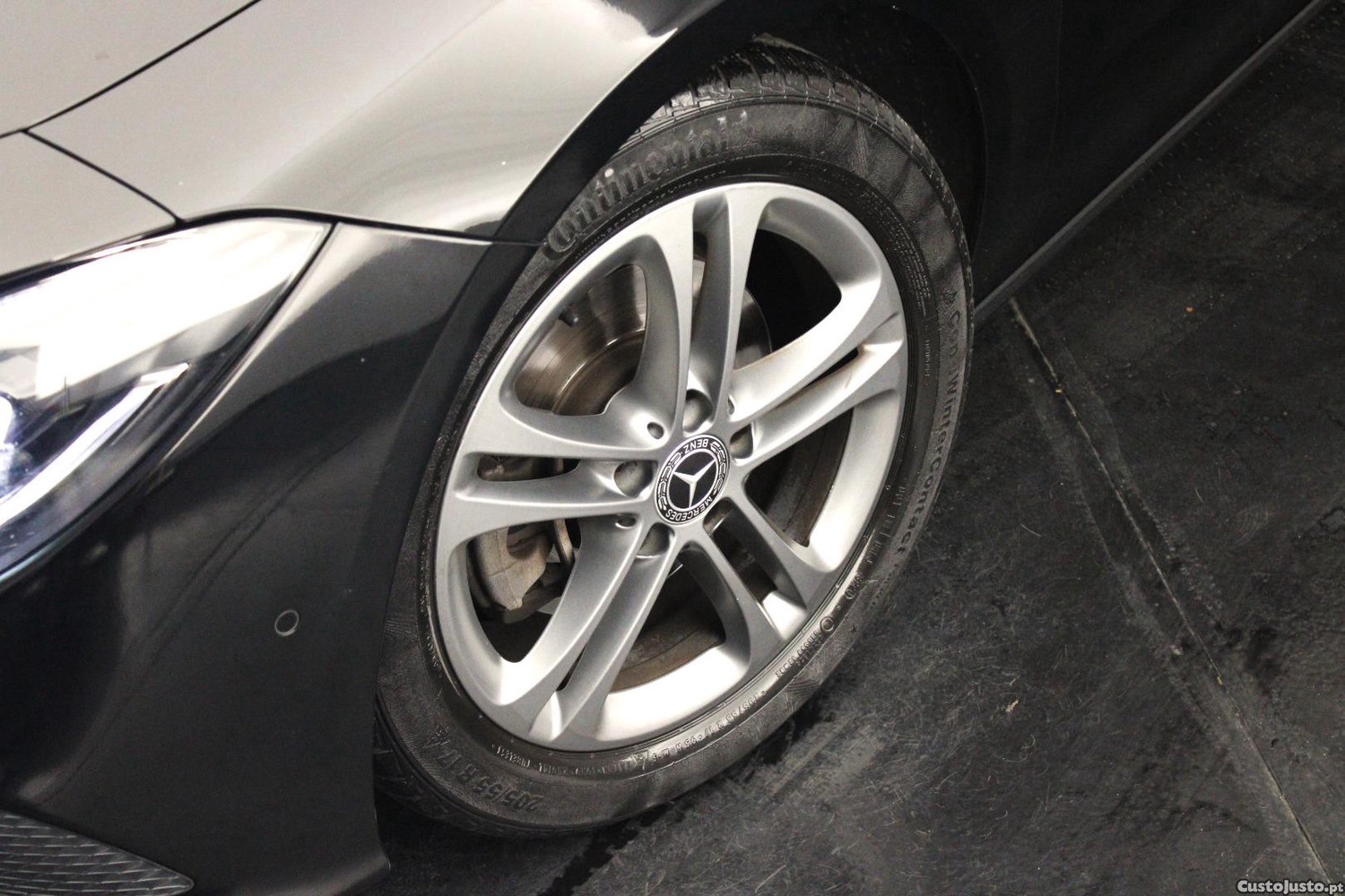Mercedes-Benz CLA 180 D SHOOTING BRAKE STYLE AUTO — fotografia 4