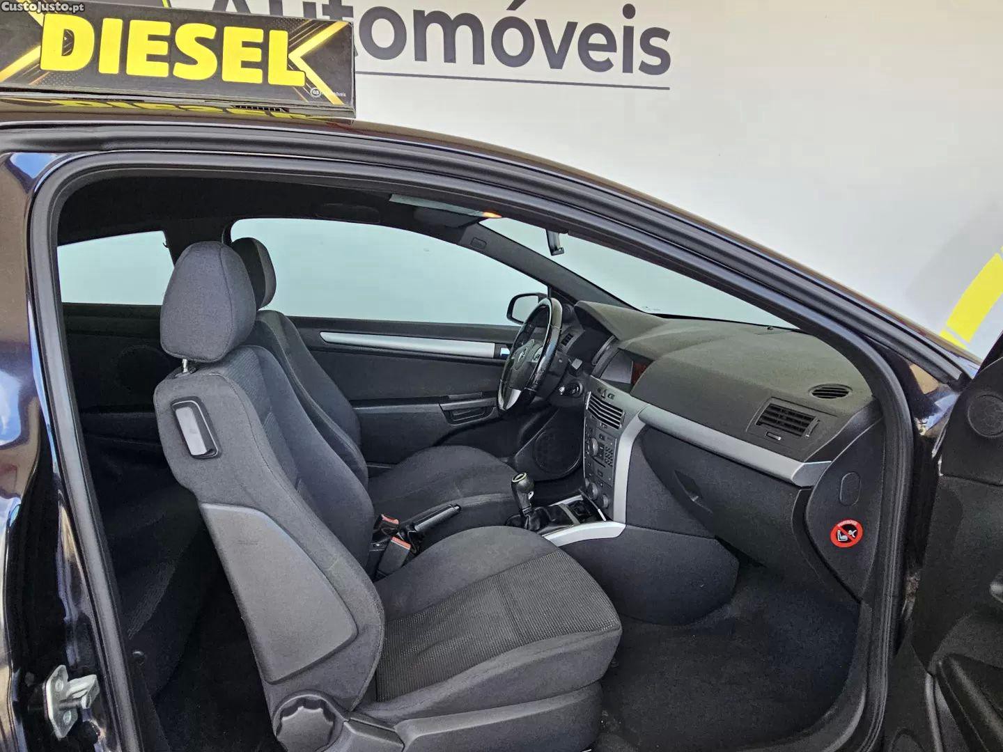 Opel Astra 1.3 cdti — fotografia 3