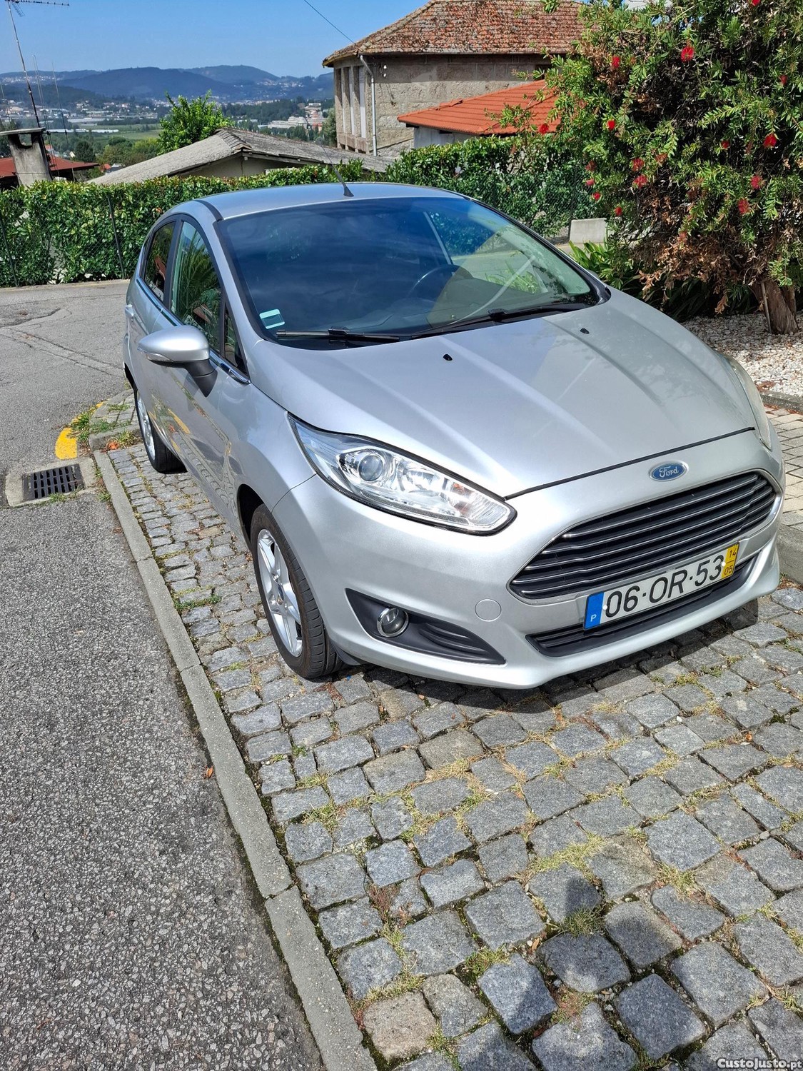 Ford Fiesta 5 portas - 14