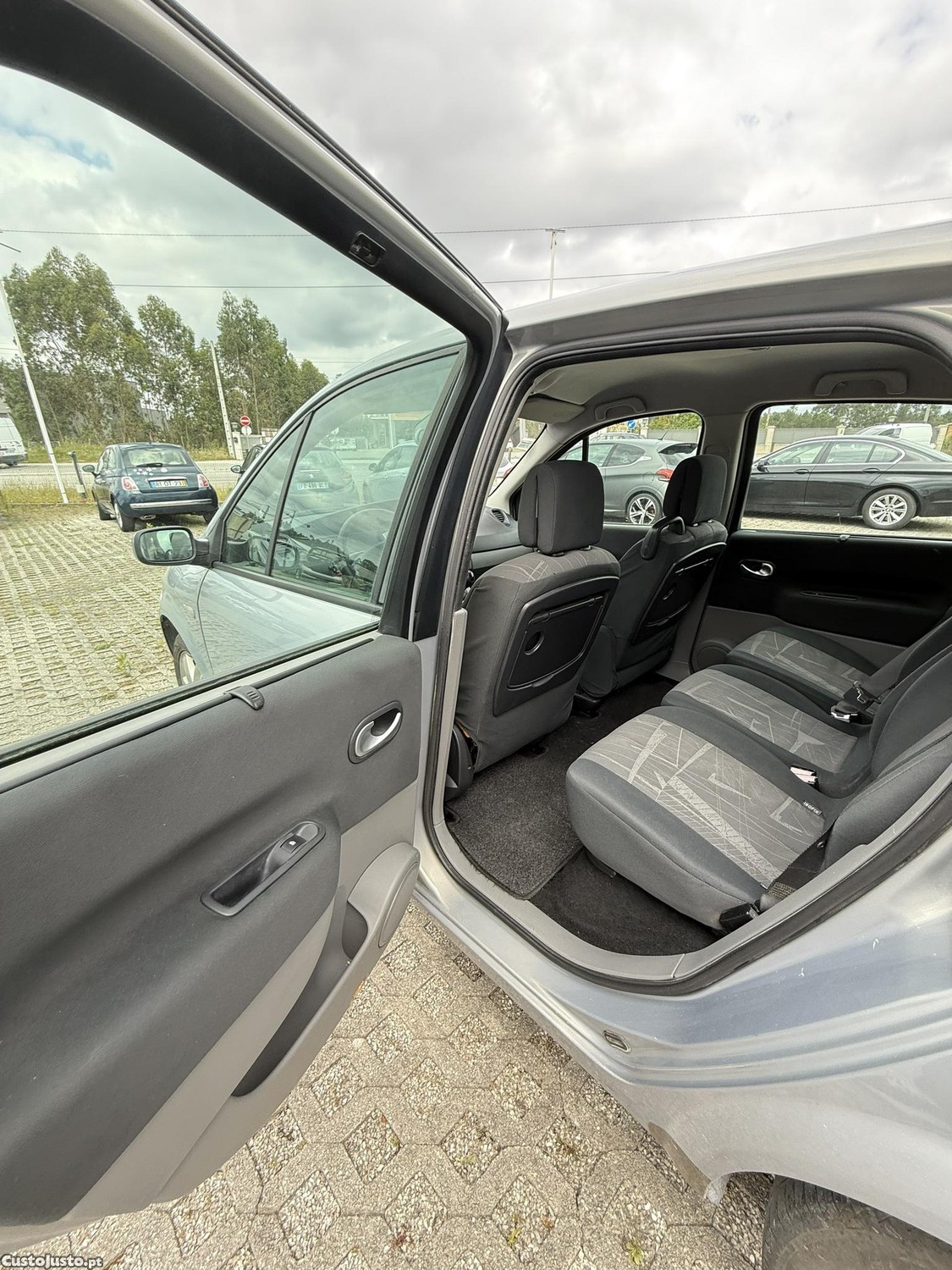 Renault Scénic 1.5 dCi de 2004 — fotografia 5