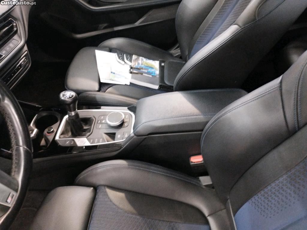 BMW 116 d Corporate Edition M — fotografia 15