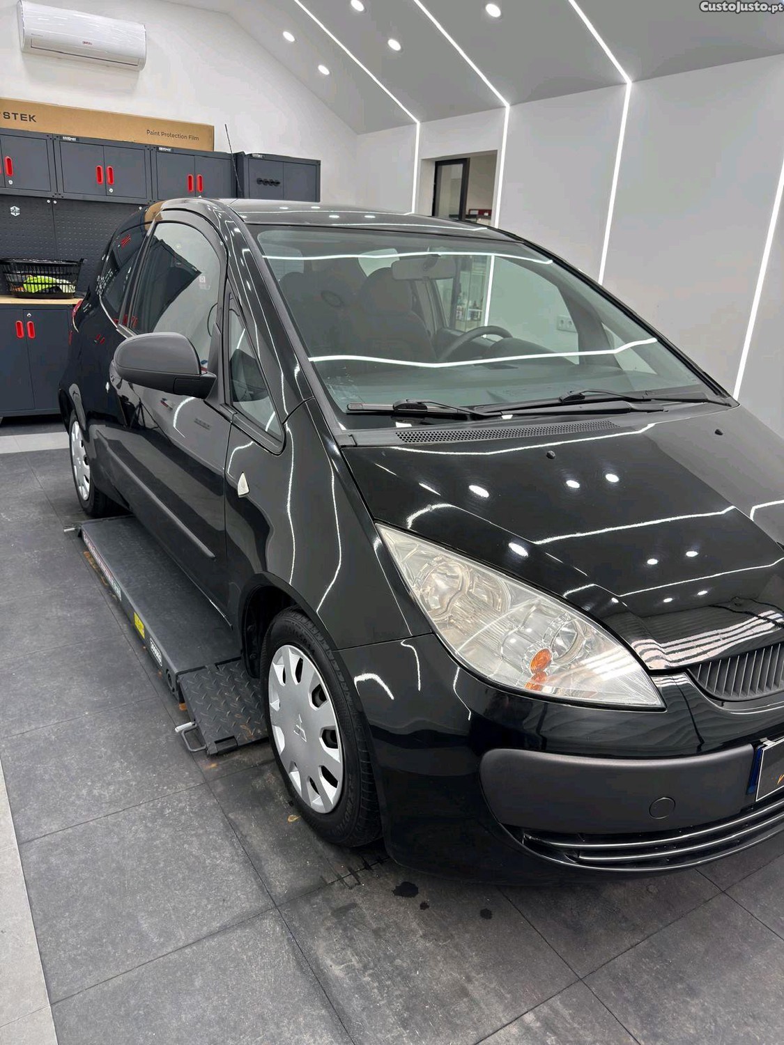 Mitsubishi Colt Cz3 gasolina 129000kms — fotografia 10