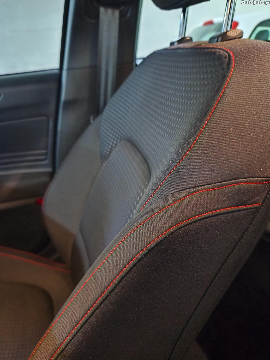 Ford Focus ST line 1.5tdci — fotografia 5