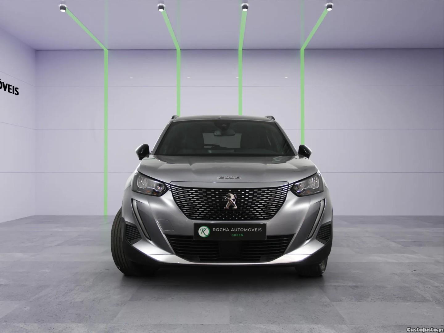 Peugeot e-2008 Allure — fotografia 15