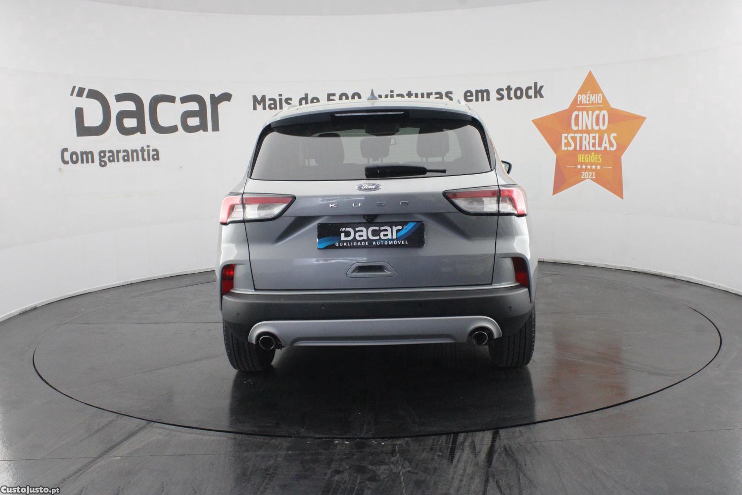 Ford Kuga 1.5 TDCI ECOBLUE TITANIUM — fotografia 32