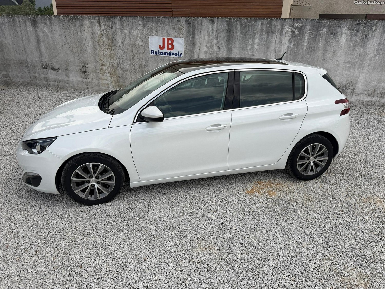 Peugeot 308 1.6 BlueHDi Allure — fotografia 5