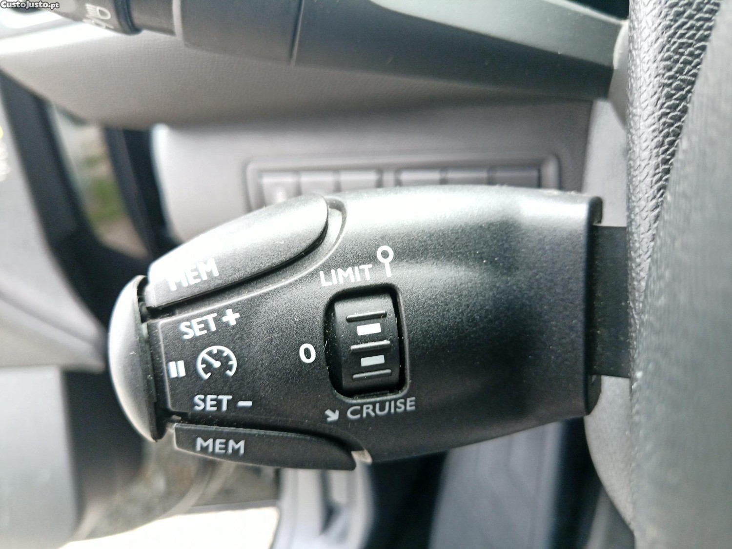 Peugeot 308 II SW 1.6 BlueHDi 120 Allure — fotografia 9