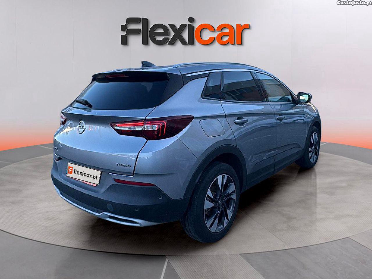 Opel Grandland X 1.2 T Ultimate — fotografia 10