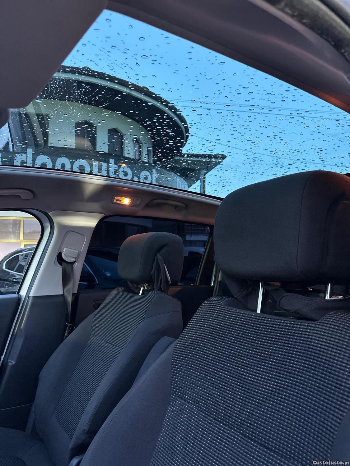 Peugeot 5008 1.6 HDI | 7 LUGARES — fotografia 5