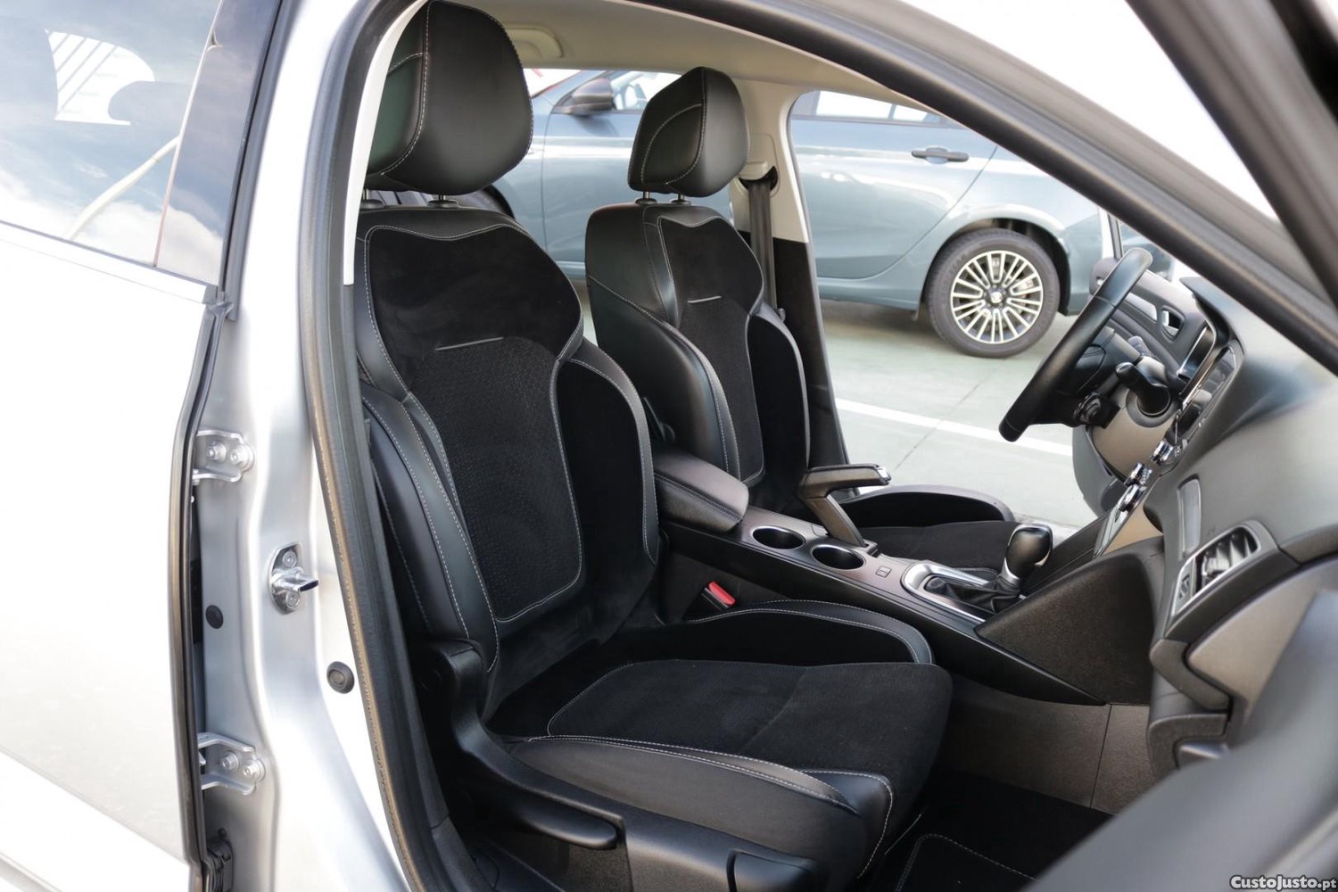 Renault Mégane Sport Tourer 1.5 Blue DCI GT Line EDC 115cv — fotografia 39