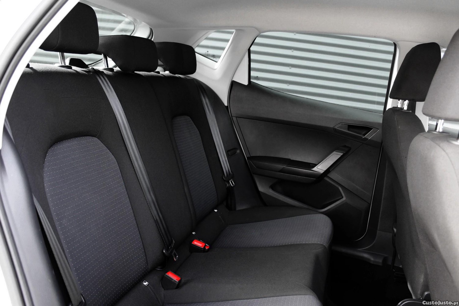 SEAT Ibiza 1.0 TSI Style — fotografia 19
