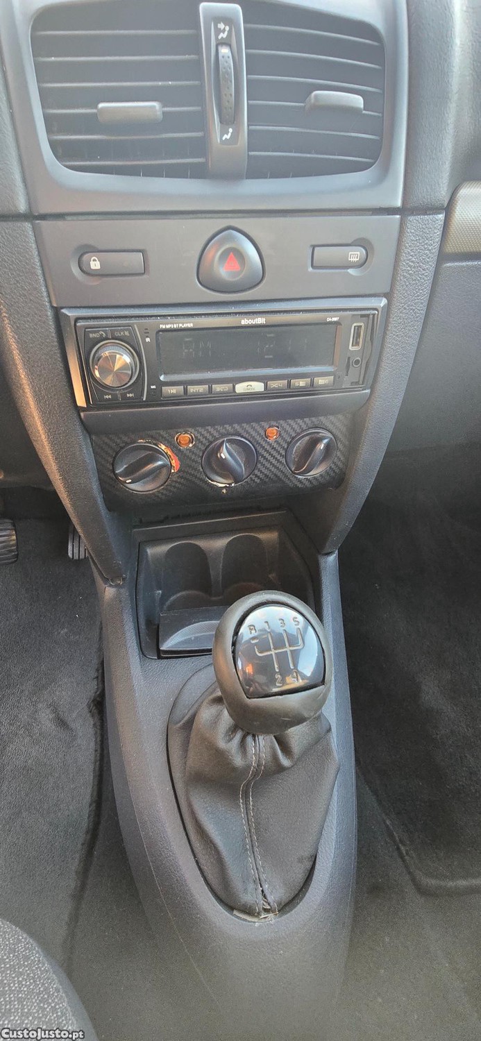 Renault Clio Storia — fotografia 3