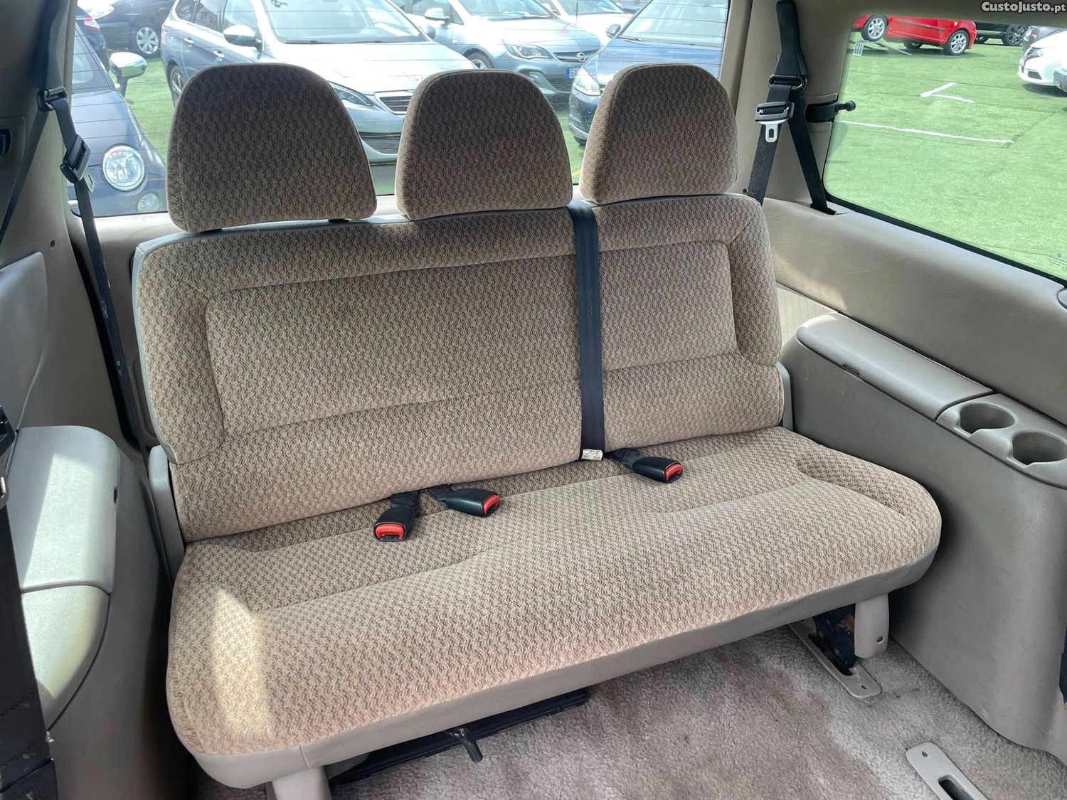 Chrysler Voyager 2.5 Td — fotografia 2