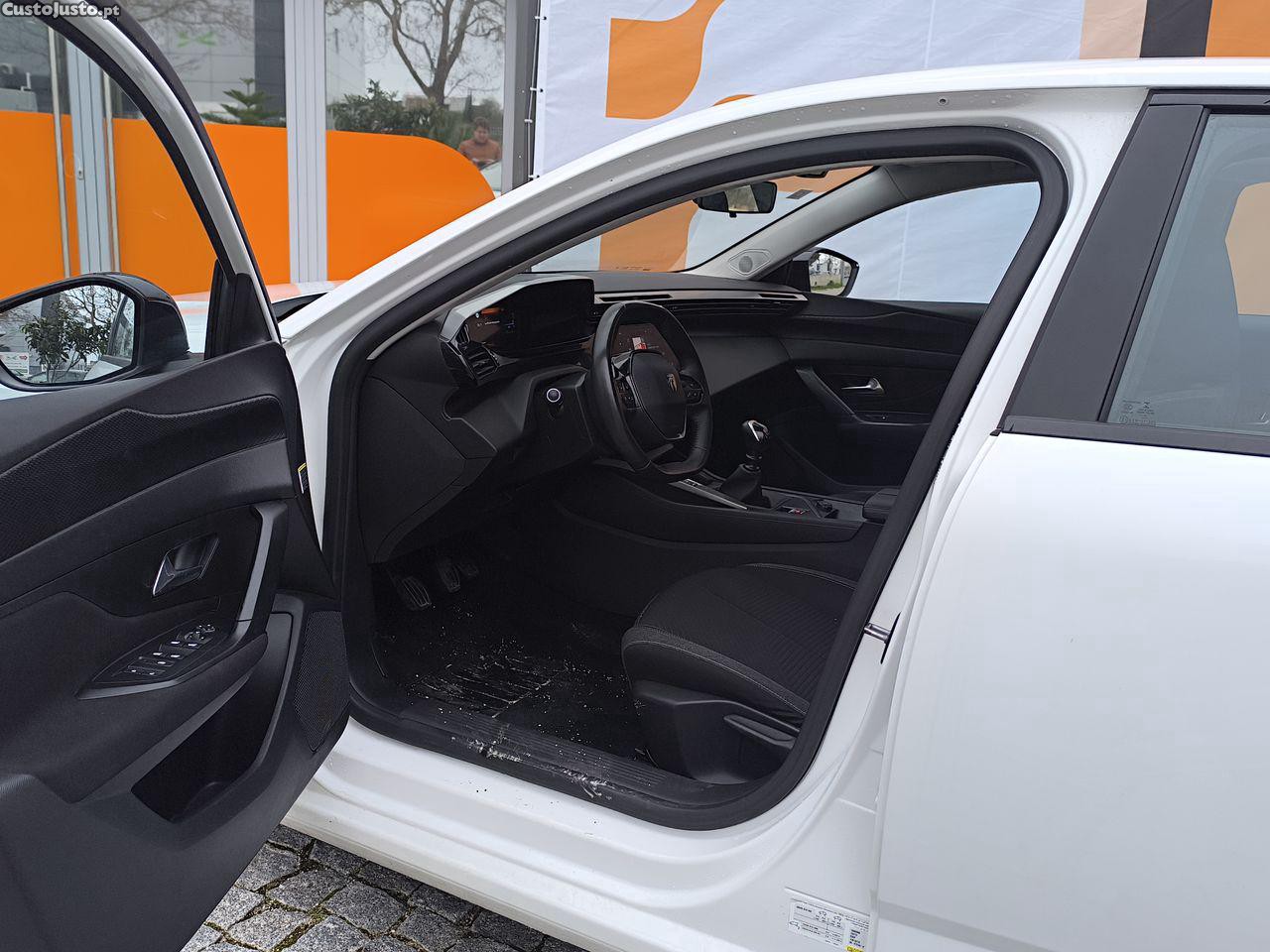 Peugeot 308 1.5 BlueHDi Active Pack — fotografia 8