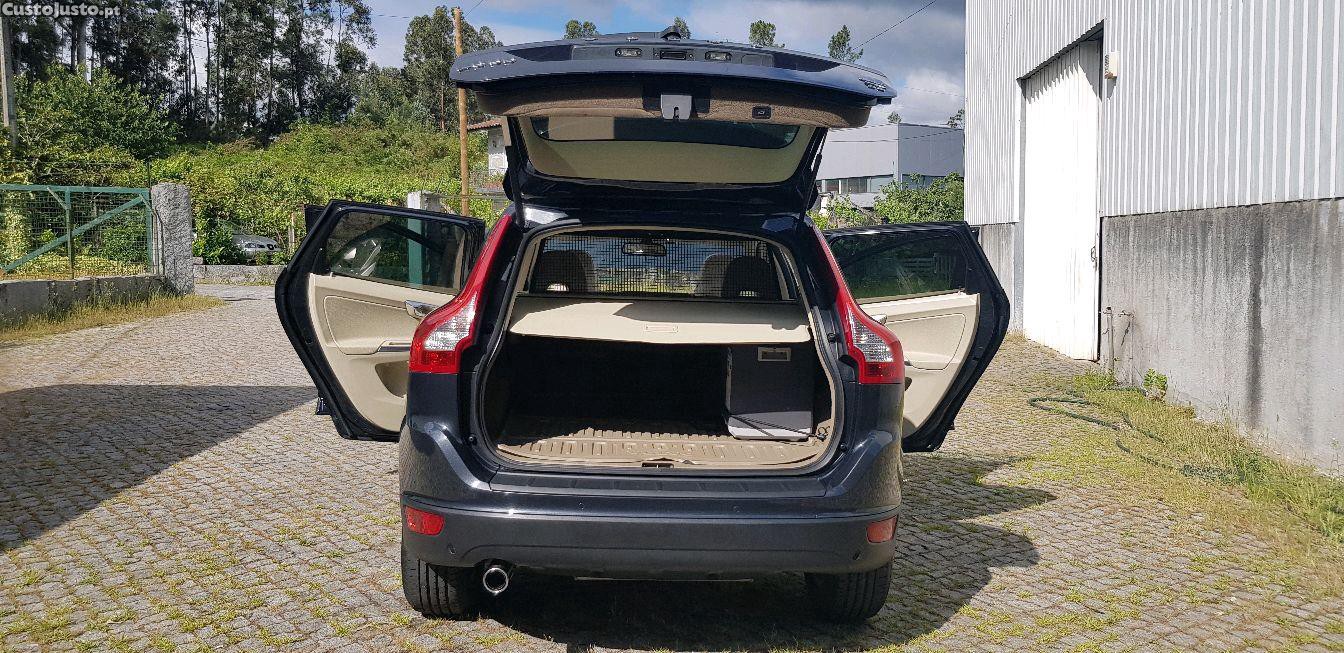 Volvo XC60 Sumum - 10 foto 2