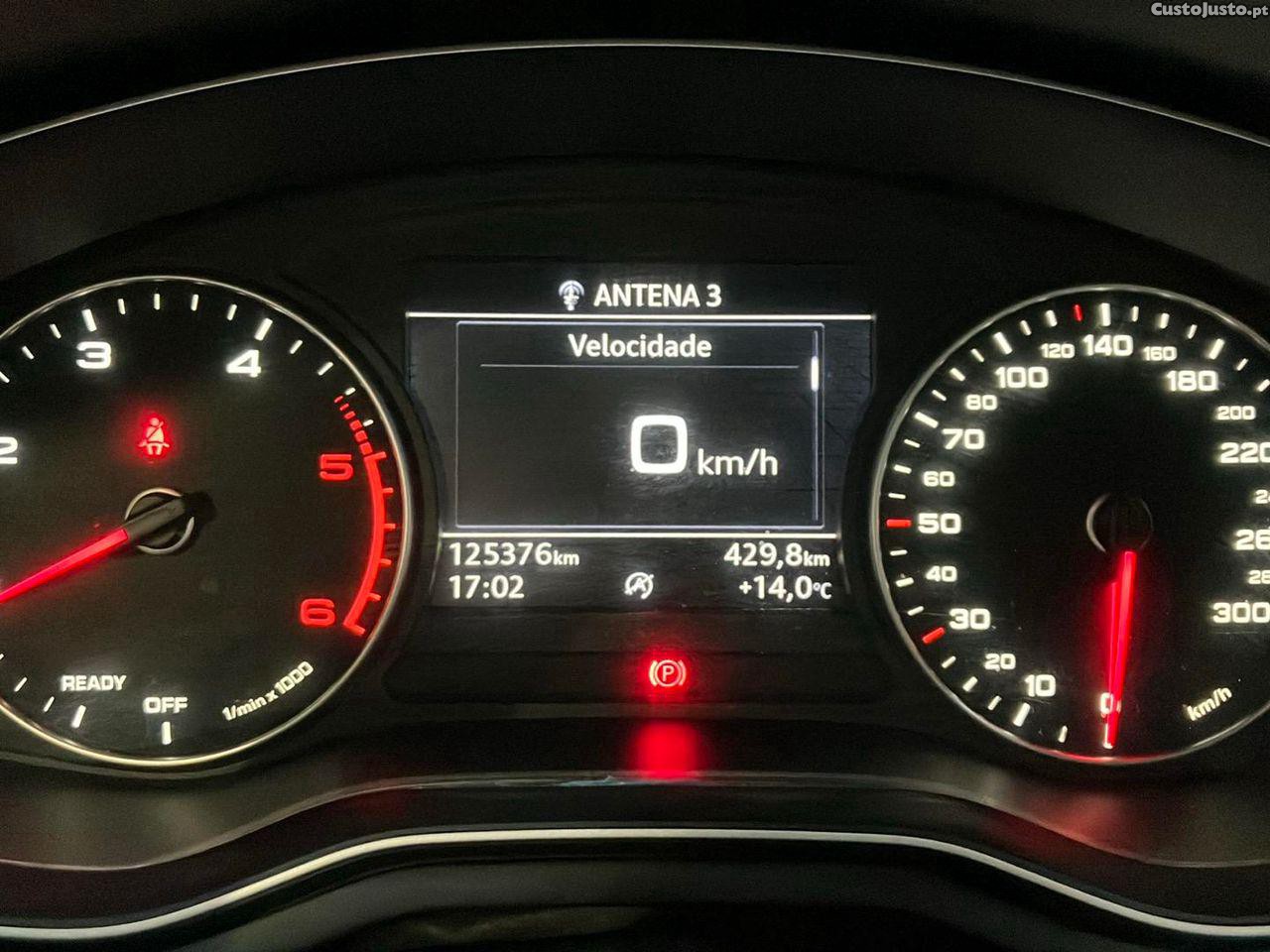 Audi A4 2.0 TDI Advance — fotografia 10