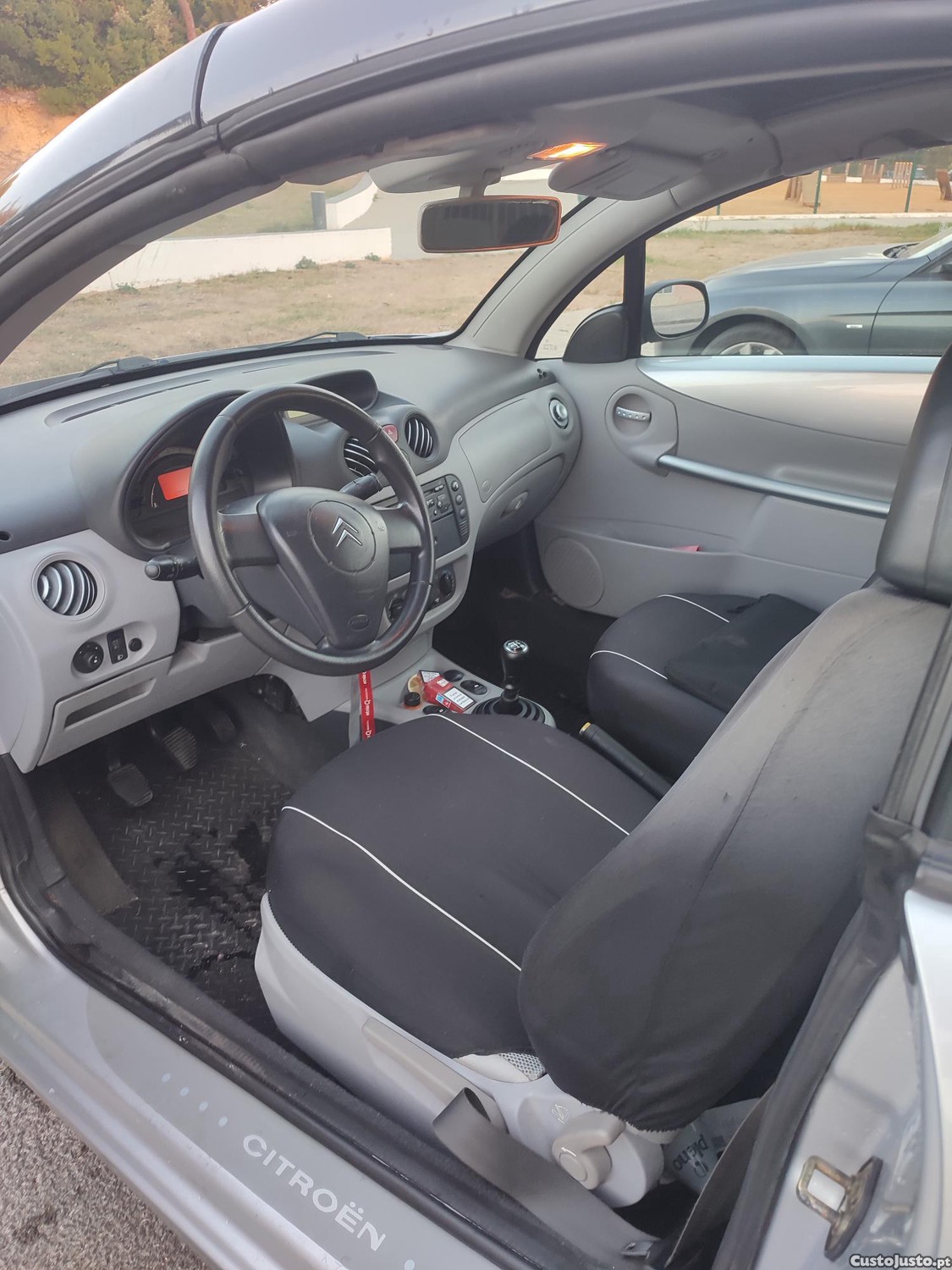 Citroën C3 Pluriel 1.4i — photo 4