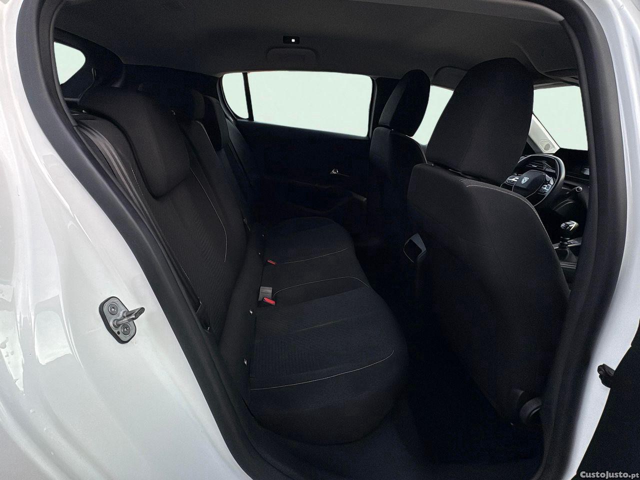 Peugeot 308 1.5 BlueHDi Active Pack — fotografia 2