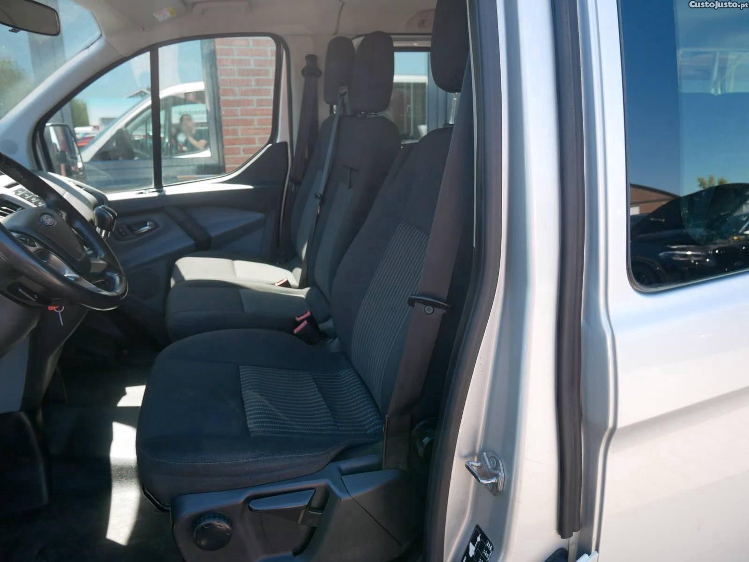 Ford Transit Custom L2 2.0 Station Wagon - 16 foto 3