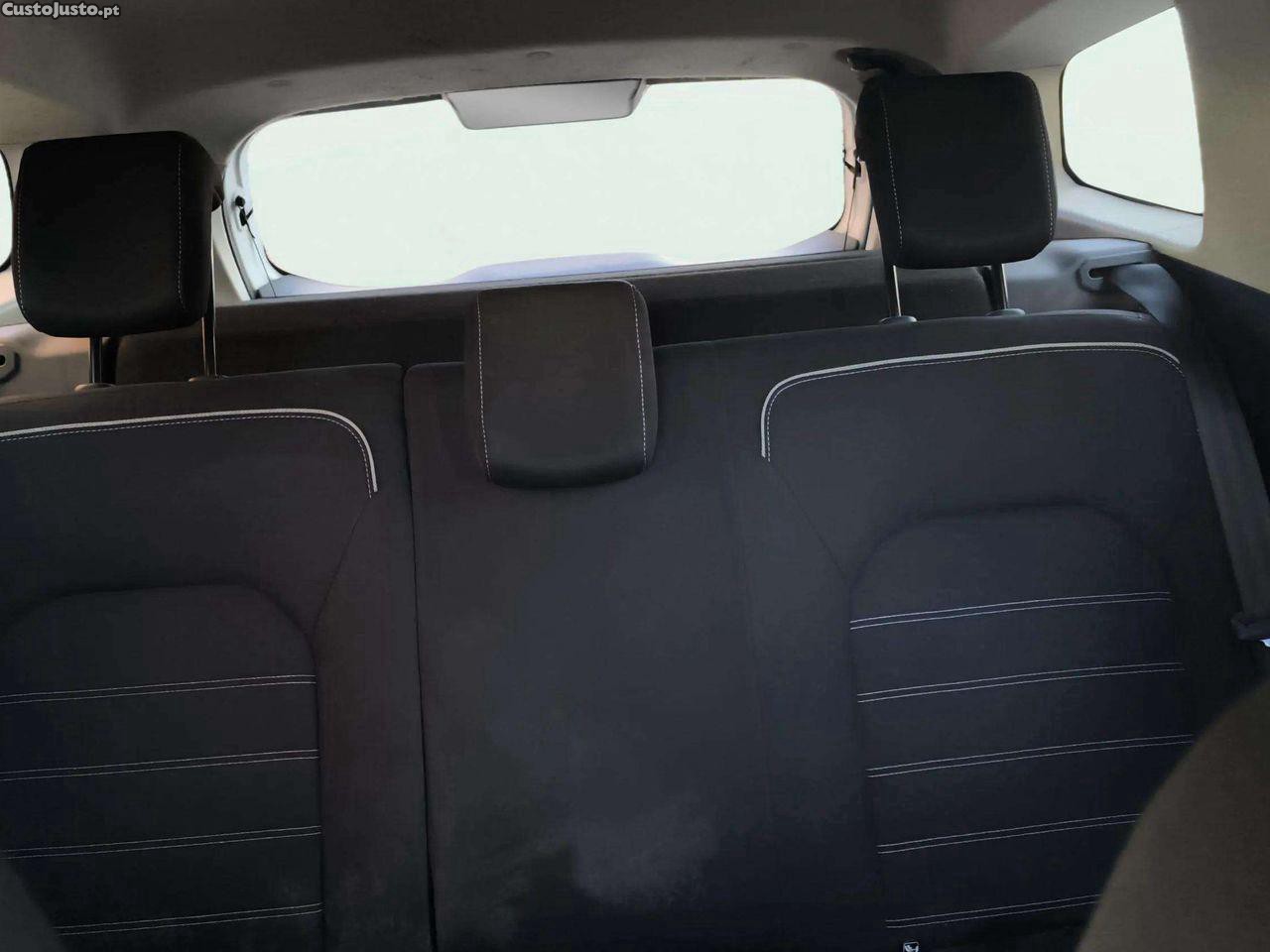 Dacia Duster 1.0 TCe ECO-G Prestige Bi-Fuel — fotografia 4