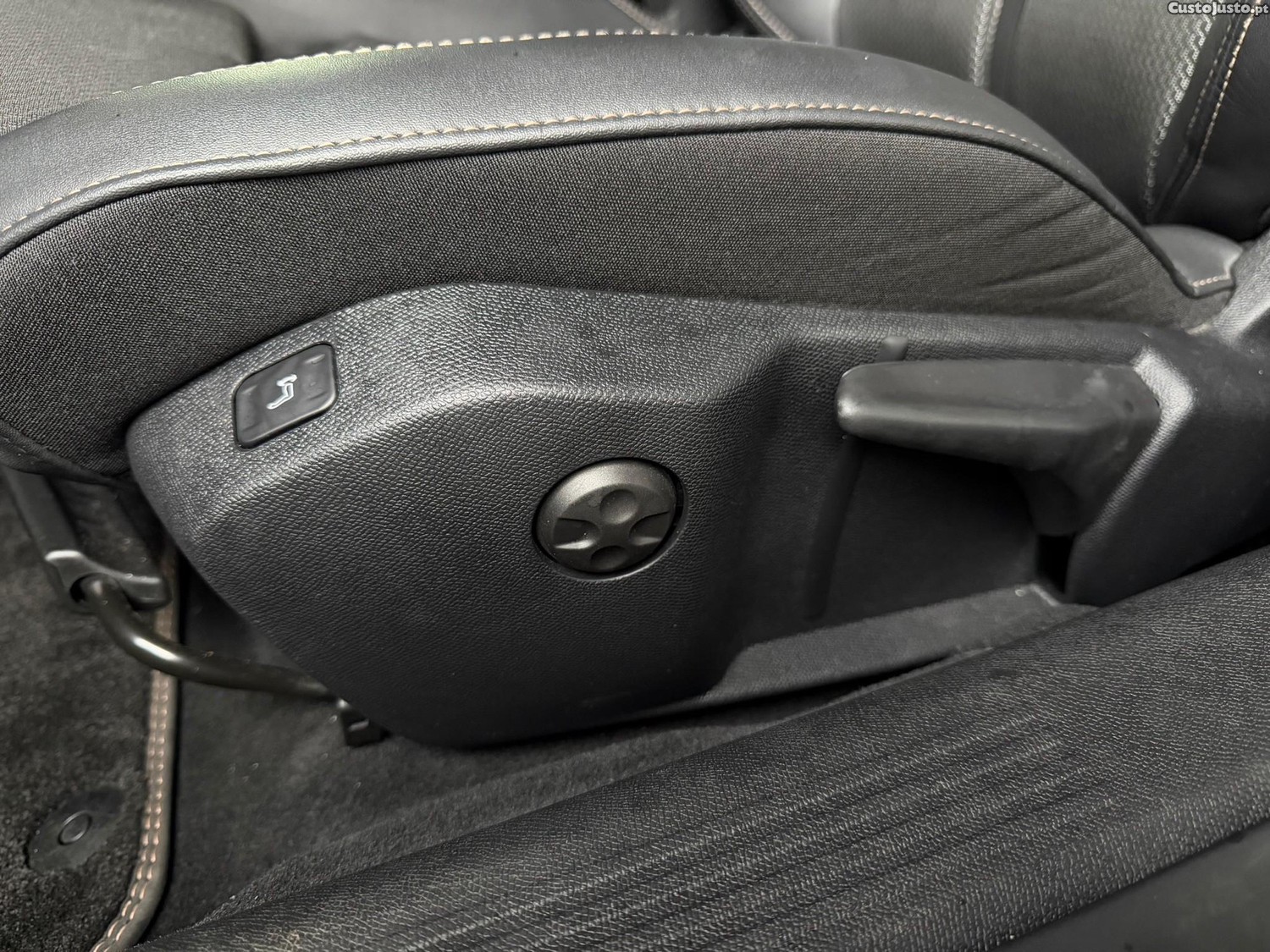 Peugeot 508 1.6 Hybrid GT e-EAT8 — fotografia 14